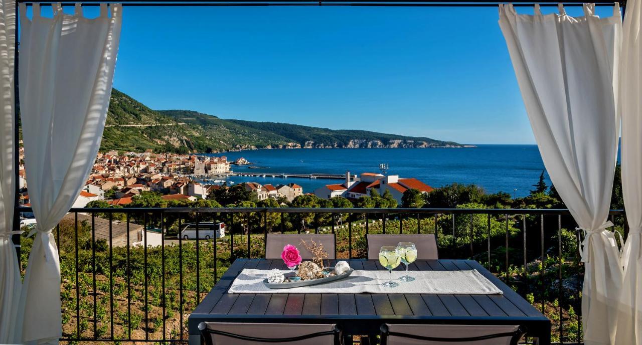 Casa Katalina Apartment Komiža Екстериор снимка