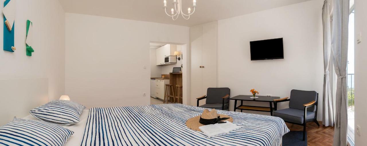 Casa Katalina Apartment Komiža Екстериор снимка
