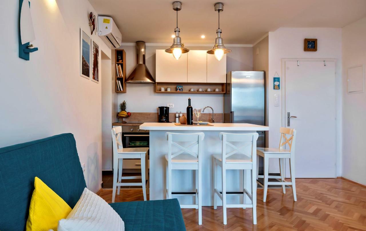Casa Katalina Apartment Komiža Екстериор снимка
