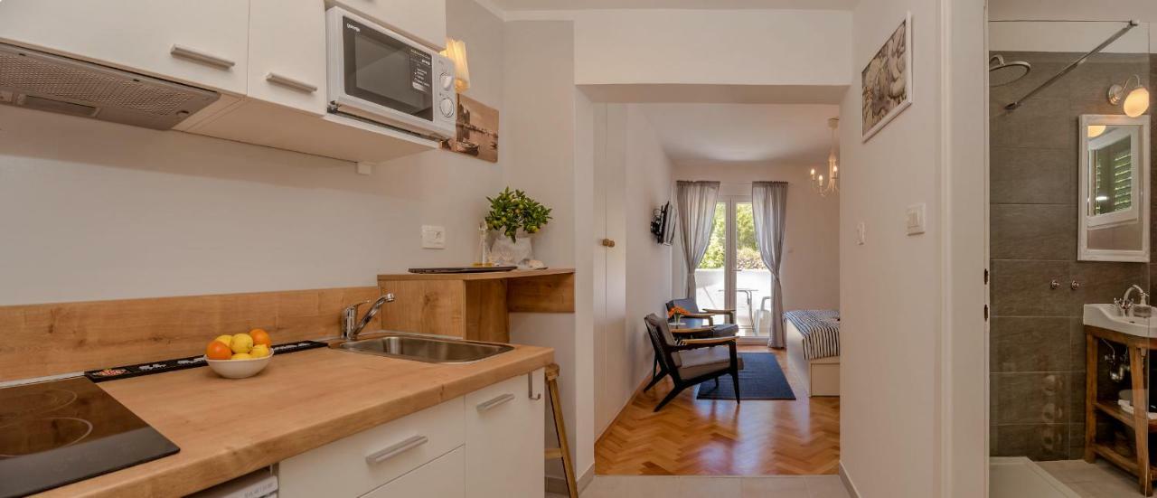 Casa Katalina Apartment Komiža Екстериор снимка