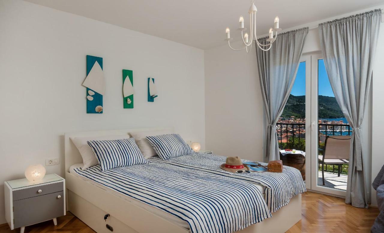 Casa Katalina Apartment Komiža Екстериор снимка