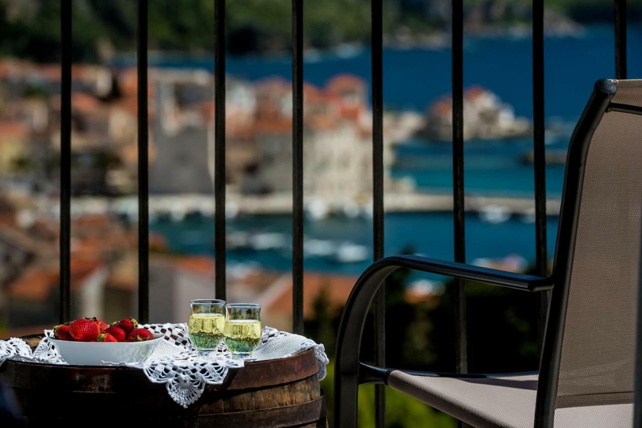 Casa Katalina Apartment Komiža Екстериор снимка